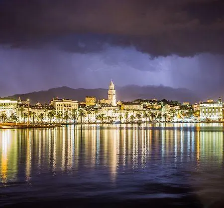 דירה Dominik ספליט