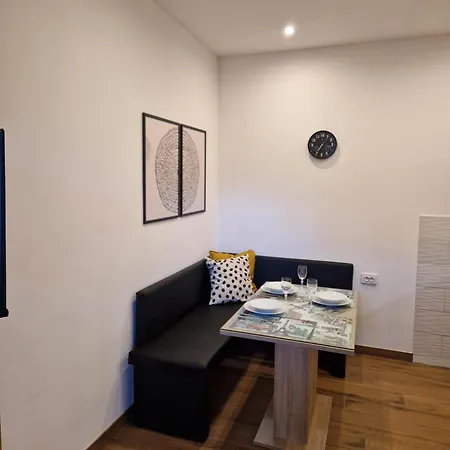 Dominik Apartment